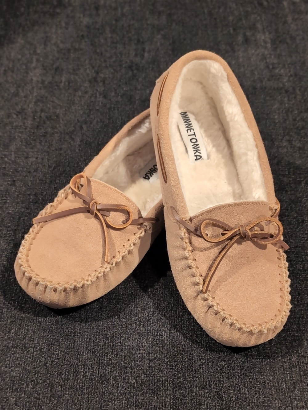 Minnetonka Leather Moccasins in Tan with Faux-Fur Lining